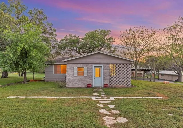 Photo 1 of Single family home for sale at 24801 Lake View Dr, Spicewood, TX 78669 | MLS# 6085675 | Listing updated on 2026-10-06