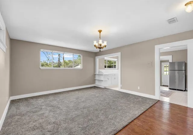 Photo 3 of Single family home for sale at 24801 Lake View Dr, Spicewood, TX 78669 | MLS# 6085675 | Listing updated on 2026-10-06