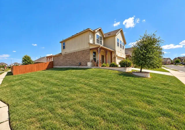 Photo 3 of Single family home for sale at 111 Bayberry Cir, Buda, TX 78610 | MLS# 9031010 | Listing updated on 2026-09-26