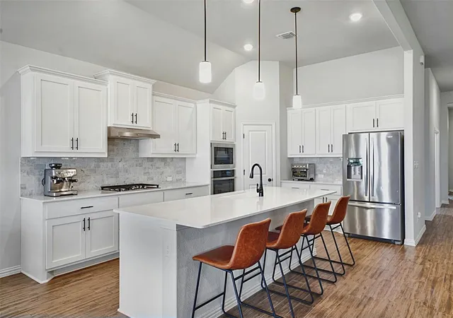 Photo 4 of Single family home for sale at 903 Simmental Loop, Hutto, TX 78634 | MLS# 2557537 | Listing updated on 2026-10-09