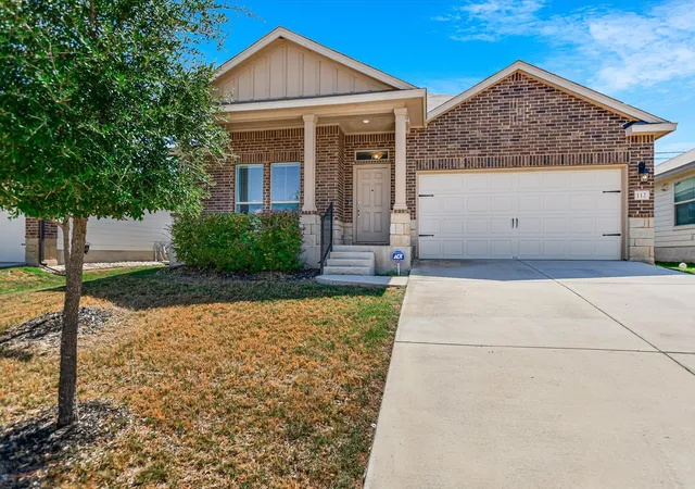 Photo 1 of Single family home for sale at 112 Taggart Trl, Jarrell, TX 76537 | MLS# 2483085 | Listing updated on 2026-09-25