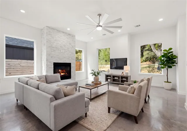 Photo 4 of Single family home for sale at 11009 4th Street, Jonestown, TX 78645 | MLS# 8058267 | Listing updated on 2026-10-01