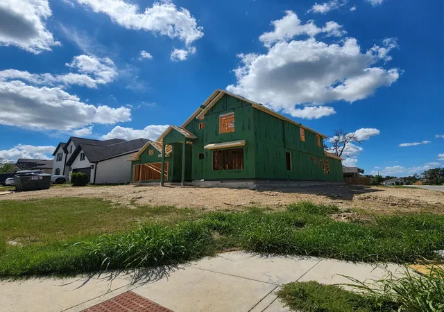 Photo 3 of Single family home for sale at 112 Brewer St, Kyle, TX 78640 | MLS# 6586104 | Listing updated on 2026-09-25
