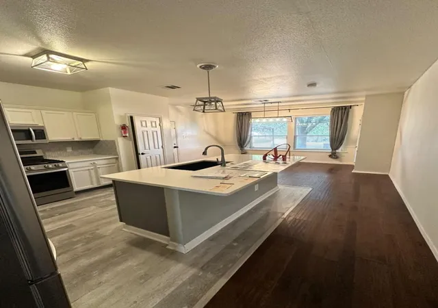 Photo 3 of Single family home for sale at 1981 Prairie Rock Way, Round Rock, TX 78664 | MLS# 8406506 | Listing updated on 2026-09-29
