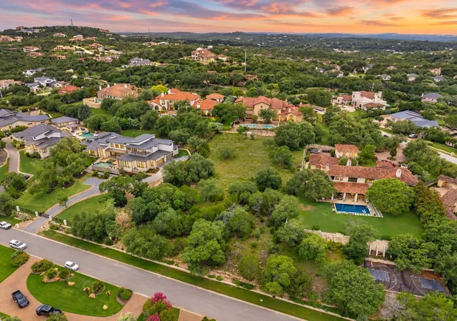 Photo 2 of Land for sale at 9100 Camelback Dr, Austin, TX 78733 | MLS# 1922209 | Listing updated on 2026-09-25