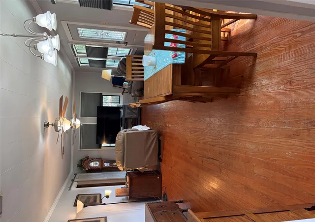Photo 4 of Single family home for sale at 307 Whitehead St, Smithville, TX 78957 | MLS# 8689372 | Listing updated on 2026-10-01