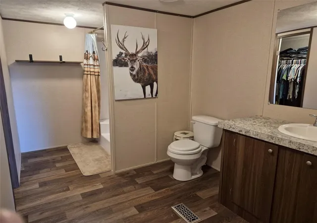 Photo 4 of Manufactured home for sale at 214 & 216 Drake, Kingsland, TX 78639 | MLS# 4667916 | Listing updated on 2026-10-07