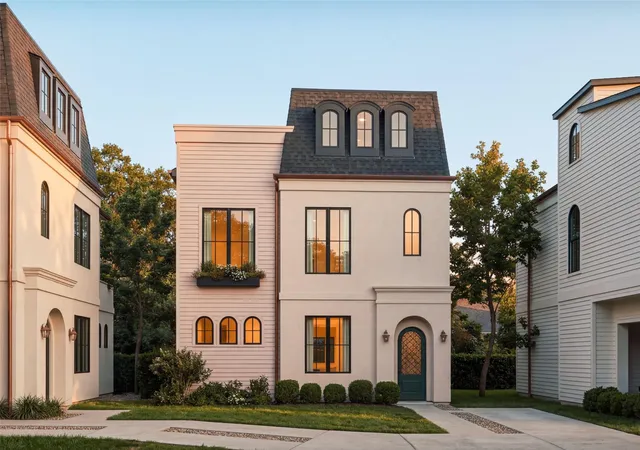 Photo 4 of Single family home for sale at 1174 Oak Grv Ave #3, Austin, TX 78702 | MLS# 9352865 | Listing updated on 2026-09-26