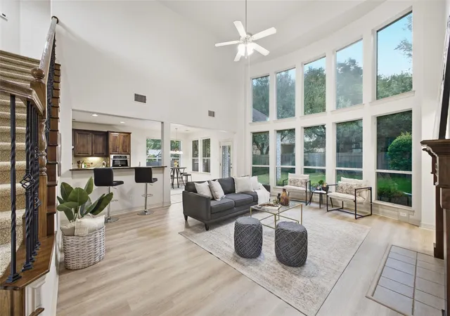 Photo 3 of Single family home for sale at 15525 Echo Hills Dr, Austin, TX 78717 | MLS# 6153780 | Listing updated on 2026-10-03