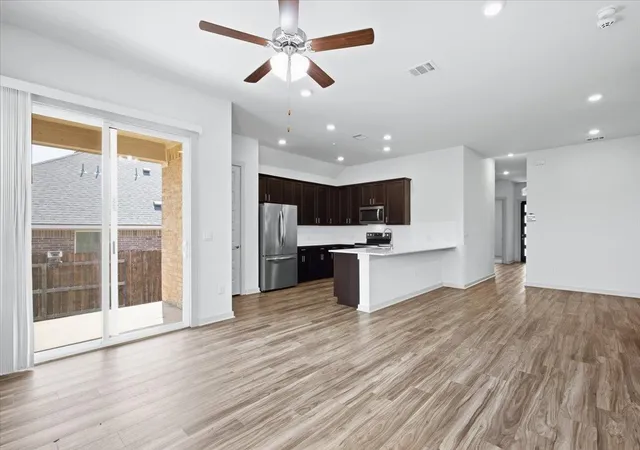 Photo 3 of Single family home for sale at 517 Peace Pipe Way, Georgetown, TX 78628 | MLS# 1119898 | Listing updated on 2026-10-04