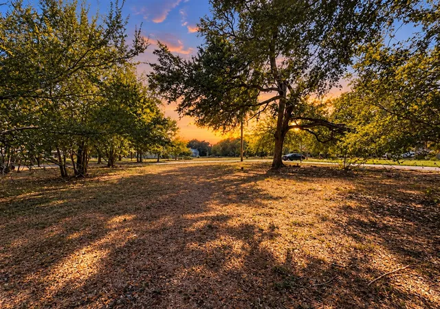 Land for sale at 917 Proctor St, Lockhart, TX 78644 | MLS# 1804085