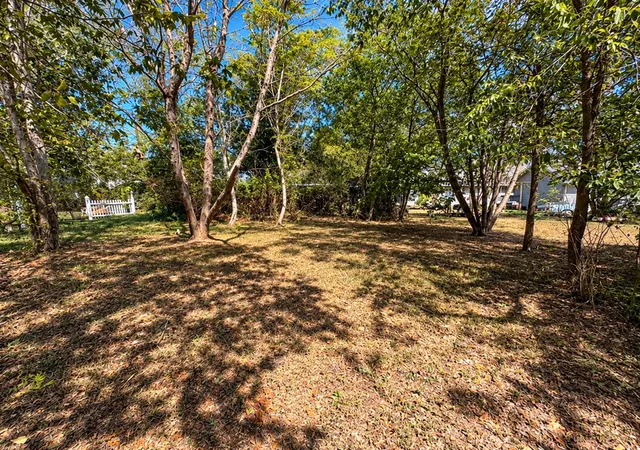 Photo 2 of Land for sale at 917 Proctor St, Lockhart, TX 78644 | MLS# 1804085 | Listing updated on 2026-10-02