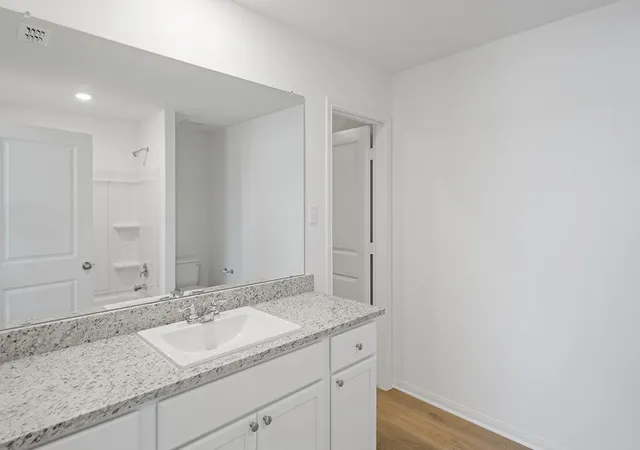 Photo 4 of Single family home for sale at 109 Desert Hare Dr, Jarrell, TX 76537 | MLS# 1742151 | Listing updated on 2026-10-14