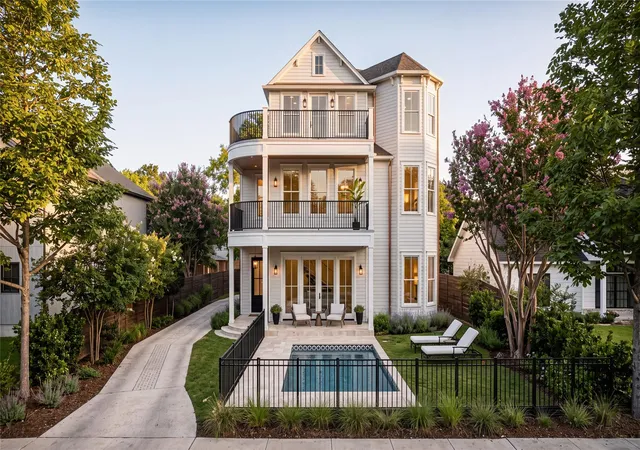 Photo 1 of Single family home for sale at 4708 Gonzales St #1, Austin, TX 78702 | MLS# 3533445 | Listing updated on 2026-10-04