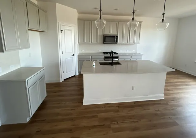 Photo 3 of Single family home for sale at 424 Turnbuckle Bnd, Leander, TX 78641 | MLS# 4304261 | Listing updated on 2026-09-26