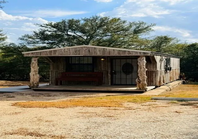 Photo 3 of Single family home for sale at 125 Mcdowell Rd, Del Valle, TX 78617 | MLS# 7447452 | Listing updated on 2026-09-26