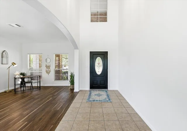 Photo 3 of Single family home for sale at 3001 Centennial Olympic Park, Austin, TX 78732 | MLS# 4477119 | Listing updated on 2026-09-30