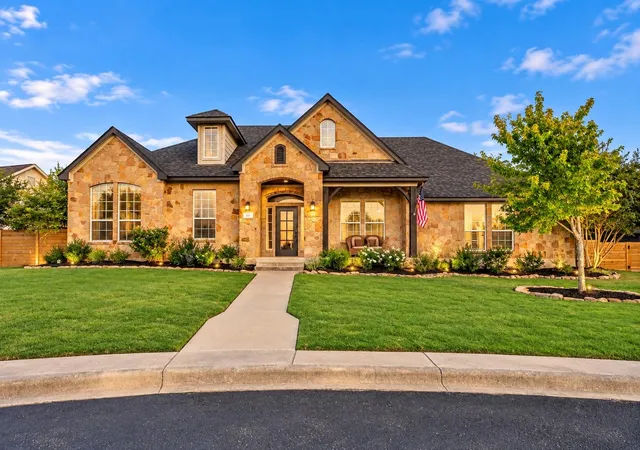 Photo 1 of Single family home for sale at 111 Natalies Pt, Burnet, TX 78611 | MLS# 1768634 | Listing updated on 2026-09-29