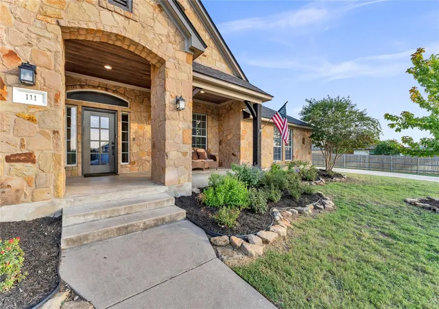 Photo 2 of Single family home for sale at 111 Natalies Pt, Burnet, TX 78611 | MLS# 1768634 | Listing updated on 2026-09-29