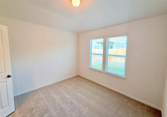 Photo 3 of Single family home for sale at 121 Woodbrook Dr, Georgetown, TX 78626 | MLS# 2994154 | Listing updated on 2026-10-15