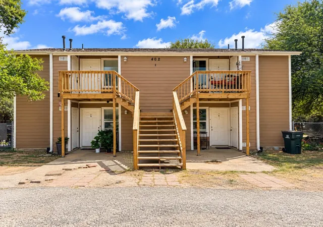 Multi family home for sale at 402 Algerita Dr, Georgetown, TX 78628 | MLS# 5905015