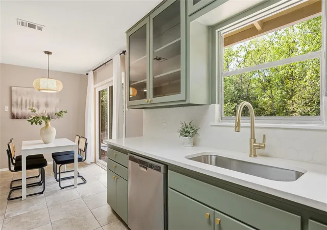 Photo 3 of Single family home for sale at 5306 Wellington Dr, Austin, TX 78723 | MLS# 2286162 | Listing updated on 2026-10-07