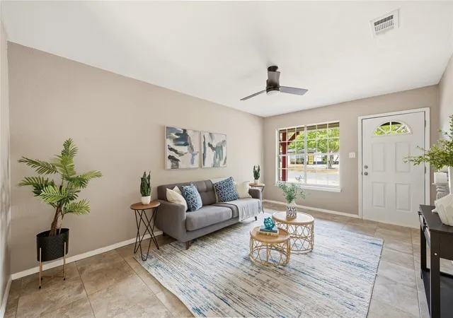 Photo 4 of Single family home for sale at 5306 Wellington Dr, Austin, TX 78723 | MLS# 2286162 | Listing updated on 2026-10-07