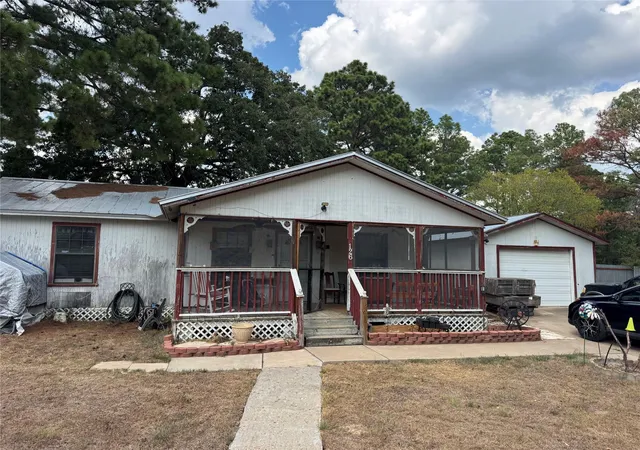 Photo 1 of Single family home for sale at 126 & 120 Horseshoe Dr, Bastrop, TX 78602 | MLS# 7171843 | Listing updated on 2026-10-01