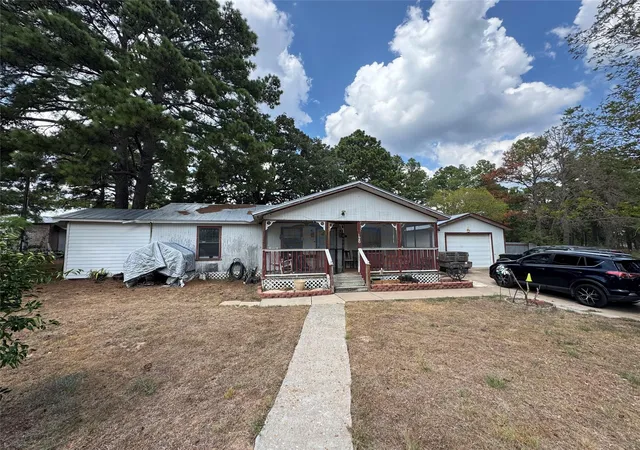 Photo 3 of Single family home for sale at 126 & 120 Horseshoe Dr, Bastrop, TX 78602 | MLS# 7171843 | Listing updated on 2026-10-01