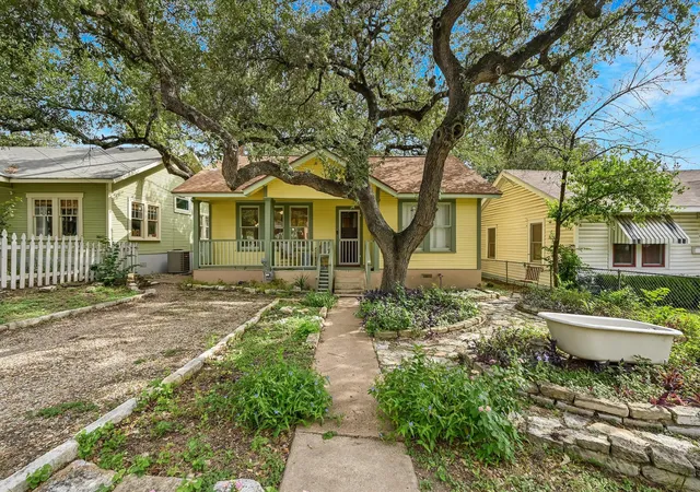 Photo 1 of Single family home for sale at 802 W Gibson St, Austin, TX 78704 | MLS# 4472748 | Listing updated on 2026-10-07
