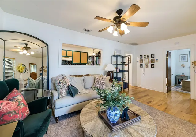 Photo 4 of Single family home for sale at 802 W Gibson St, Austin, TX 78704 | MLS# 4472748 | Listing updated on 2026-10-07