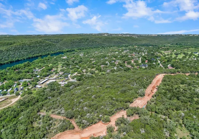 Photo 3 of Land for sale at 898 Quinlan Park Rd S, Austin, TX 78732 | MLS# 3947794 | Listing updated on 2026-09-25
