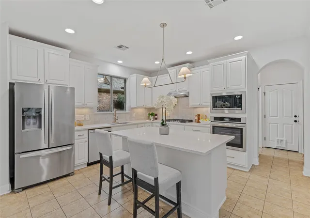 Photo 2 of Single family home for sale at 2709 Deep River Cir, Round Rock, TX 78665 | MLS# 8612455 | Listing updated on 2026-10-06