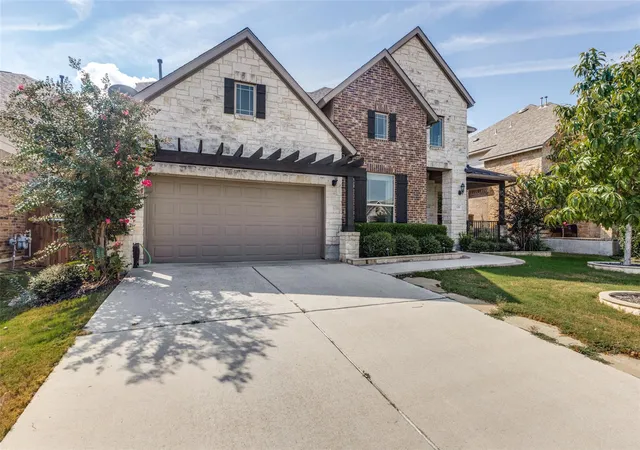 Photo 2 of Single family home for sale at 125 Mindy Way, Liberty Hill, TX 78642 | MLS# 1685924 | Listing updated on 2026-10-14