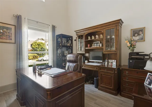 Photo 3 of Single family home for sale at 125 Mindy Way, Liberty Hill, TX 78642 | MLS# 1685924 | Listing updated on 2026-10-14