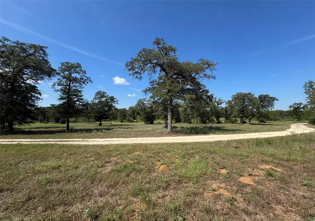 Photo 2 of House for sale at 1523 Fm 535, Smithville, TX 78957 | MLS# 6911211 | Listing updated on 2026-10-05