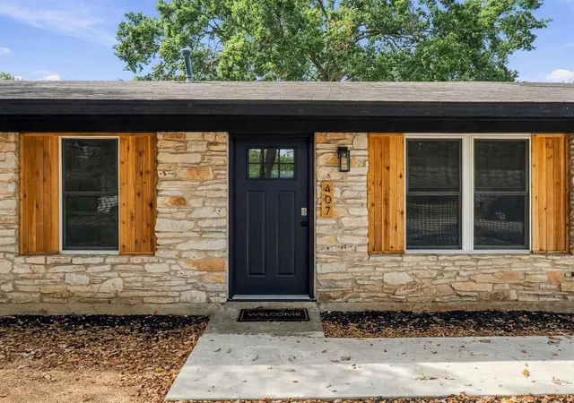 Photo 3 of Single family home for sale at 407 Tamworth Ave, Austin, TX 78745 | MLS# 1061746 | Listing updated on 2026-10-06