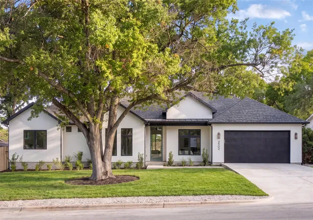 Photo 1 of Single family home for sale at 2502 Greenlawn Pkwy, Austin, TX 78757 | MLS# 6379530 | Listing updated on 2026-10-07