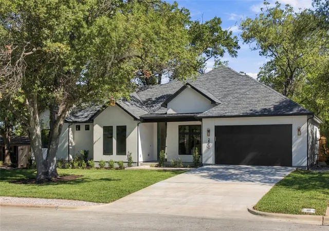 Photo 2 of Single family home for sale at 2502 Greenlawn Pkwy, Austin, TX 78757 | MLS# 6379530 | Listing updated on 2026-10-07