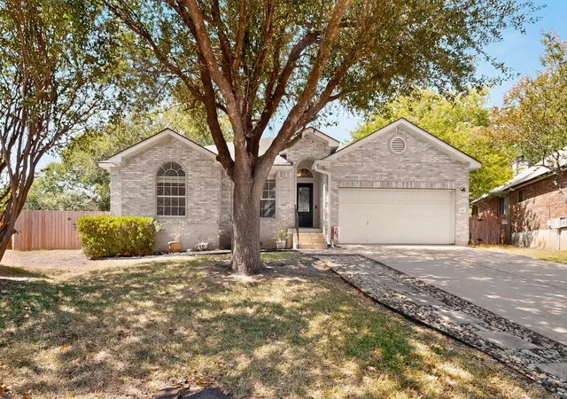 Photo 3 of Single family home for sale at 906 Hollow Trl Ct, Round Rock, TX 78664 | MLS# 1639767 | Listing updated on 2026-09-27