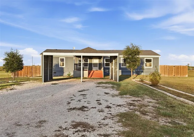 Photo 3 of Manufactured home for sale at 2709 County Rd 463, Elgin, TX 78621 | MLS# 4559122 | Listing updated on 2026-09-26