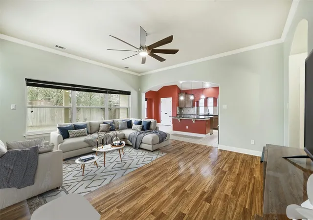 Photo 4 of Single family home for sale at 104 Turvey Cv, Hutto, TX 78634 | MLS# 5494245 | Listing updated on 2026-10-10
