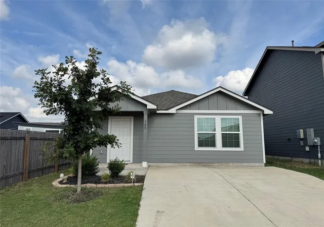 Photo 1 of Single family home for sale at 129 Tufted Duck Path, Kyle, TX 78640 | MLS# 5834182 | Listing updated on 2026-09-27