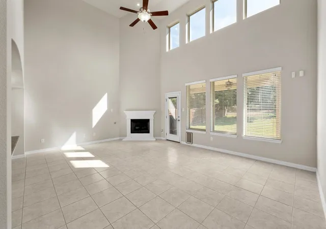 Photo 4 of Single family home for sale at 785 Vista Garden Dr, Buda, TX 78610 | MLS# 9190829 | Listing updated on 2026-09-26