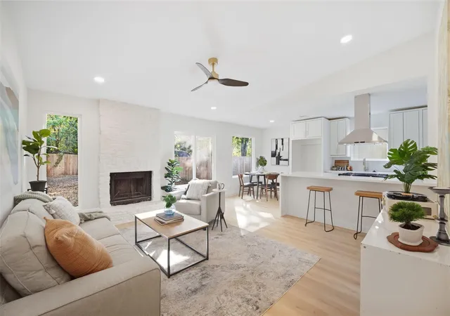 Photo 1 of Single family home for sale at 7824 Paces Ml Ln, Austin, TX 78744 | MLS# 9556838 | Listing updated on 2026-10-17