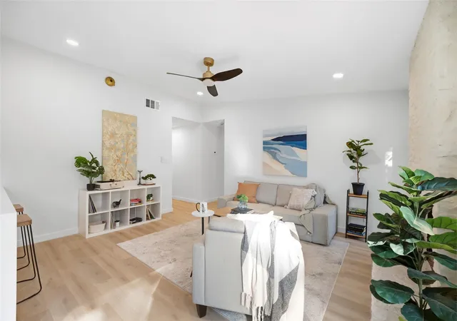 Photo 4 of Single family home for sale at 7824 Paces Ml Ln, Austin, TX 78744 | MLS# 9556838 | Listing updated on 2026-10-17