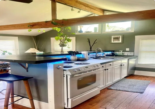 Photo 4 of Single family home for sale at 8811 High Valley Rd, Austin, TX 78737 | MLS# 5860602 | Listing updated on 2026-10-01