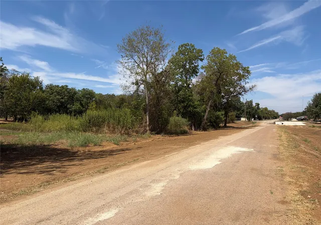 Photo 3 of Land for sale at 749 Caldwell St, Lexington, TX 78947 | MLS# 1948331 | Listing updated on 2026-09-25