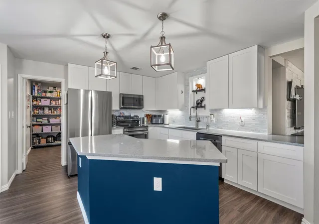Photo 4 of Single family home for sale at 19629 San Chisolm Dr, Round Rock, TX 78664 | MLS# 6633194 | Listing updated on 2026-09-27