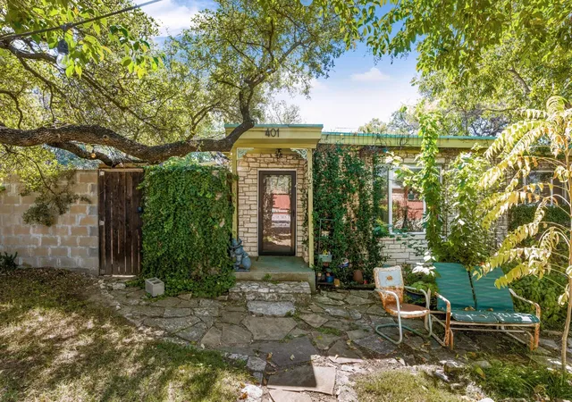Multi family home for sale at 401 W Live Oak St, Austin, TX 78704 | MLS# 8687427